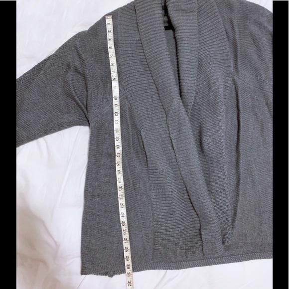 Oversized Chunky Knit Cardigan - Picture 6 of 7